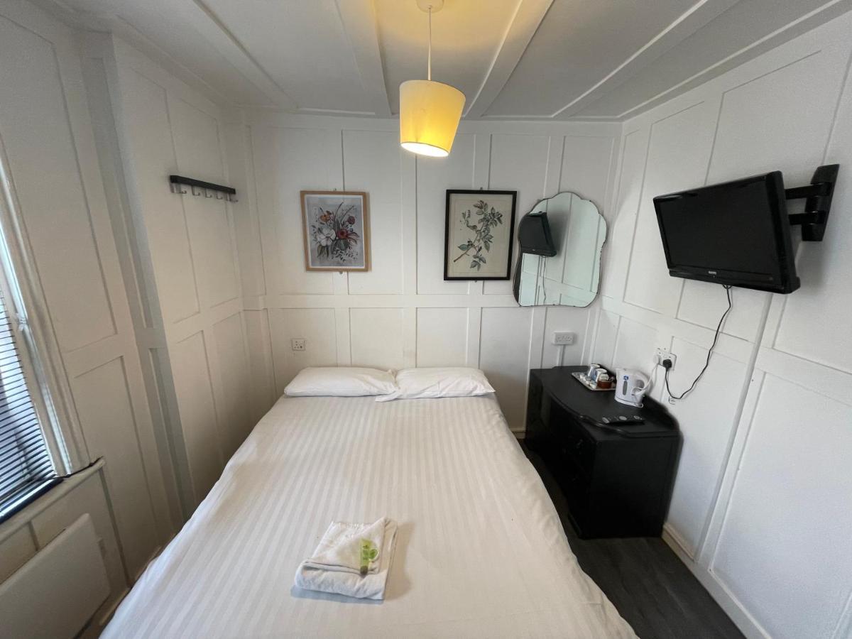 Guest house Elmora House